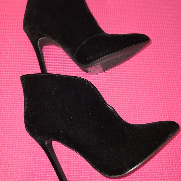 Black ankle boots - Picture 3 of 3